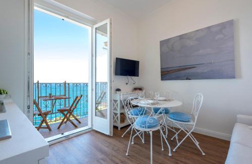 Castelsardo Apartment | “CIELO E MARE”, CASETTA NEL CUORE DEL BORGO ANTICO/“SKY & SEA”, CHARMING IN THE HEART OF OLD VILLAGE