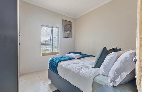 Greater Johannesburg Metropolitan Area Apartment | Ciffar Luxurious Stay, Midrand
