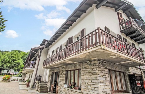 Bracchio Apartment | Ciliegio by Interhome
