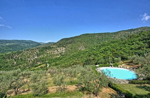 Montebonello Apartment | Ciliegio 5