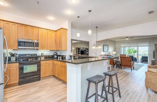 Palm Coast Condo | Cinnamon Beach 1042- Gorgeous 4th floor lakeview sunsets & steps to the beach