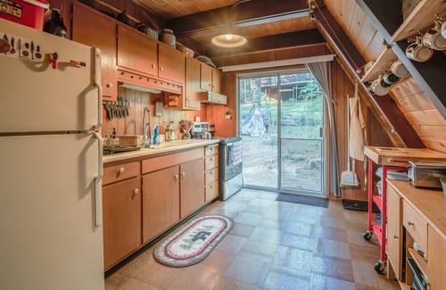 Glencoe Cabin | Cinnamon Bear-Adorable A-Frame with A/C!