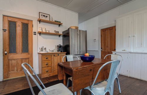 Chester Depot House | Circa 1868 Chester Home/Victorian Farmhouse-Less than 20 MIN TO OKEMO
