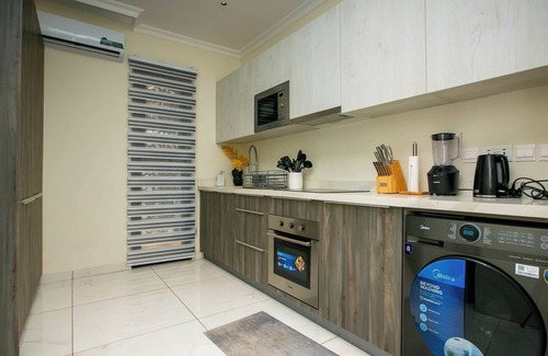 Labadi Apartment | Citrine Court