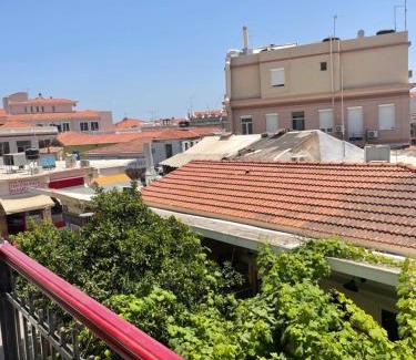 Chios Apartment | City Apartment Home