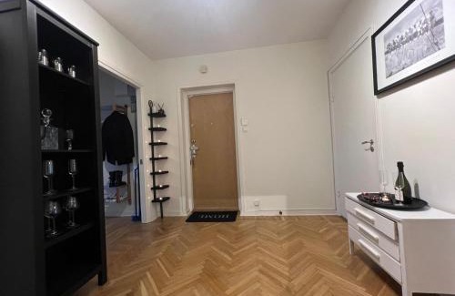 Gamla Staden Apartment | City apartment with balcony