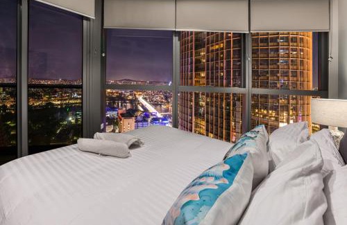Brisbane Central Business District Apartment | City Beach Brisbane Queens Wharf -Spectacular River Views - Sleeps 6