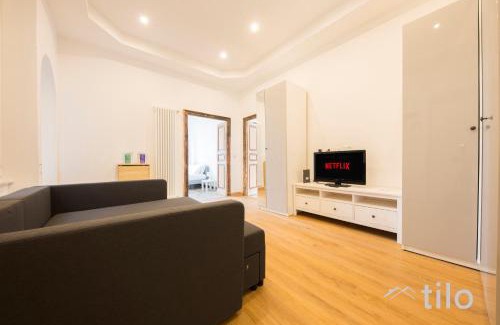Carignano Apartment | City Center, 2BR, Free Wifi & Netflix By Tilo
