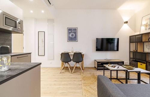 Lepante Quarter Apartment | City-center apartment - AC