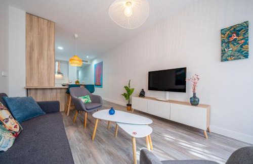 San Felipe Neri Apartment | City Centre Pool & Parking