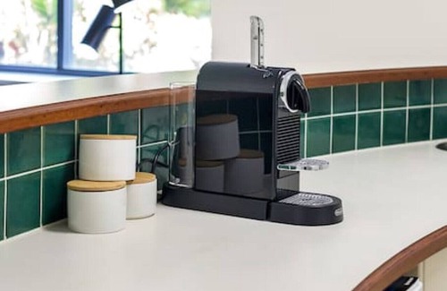 Cairns Central Business District Apartment | City Centre Unit on The Esplanade