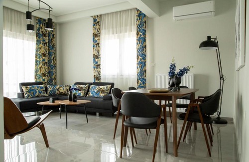 Volos City Centre Apartment | City Chic Apartment