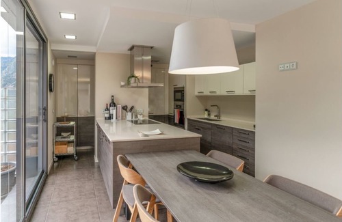 El Tarter Villa | City Duplex with breathtaking views in the center