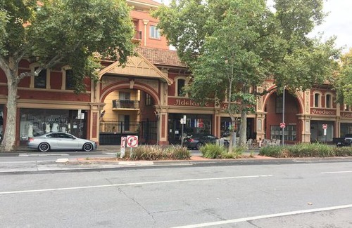 Adelaide Central Business District Apartment | City Escape 2BD in Adelaides East End 2