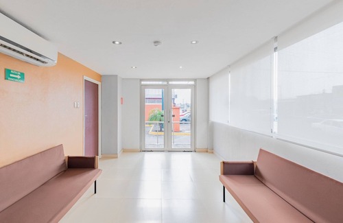 Veracruz Hotel | City Express Junior by Marriott Veracruz Aeropuerto