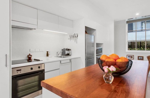 Auckland Central Business District House | City Fringe Converted Industrial Townhouse