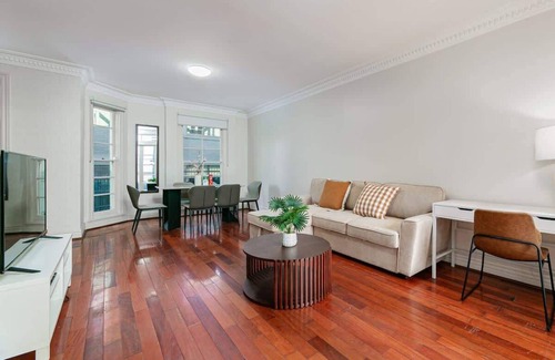 Ultimo House | City Fringe & Creative Vibe in Ultimo | Parking