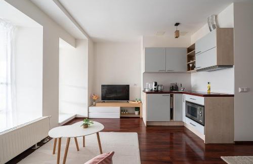 Kesklinn Apartment | City Light Apartment