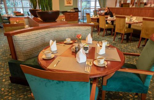 North Beach Hotel | City Lodge Hotel Durban