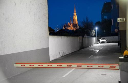 Osijek Apartment | City Osijek, CENTAR, SELF CHECK IN, free private parking