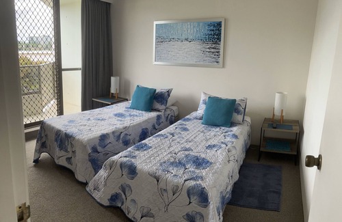 South Brisbane Apartment | City pad suit Qld uni/mater hosp staff as opp mater Hosp . Min 3 mth booking