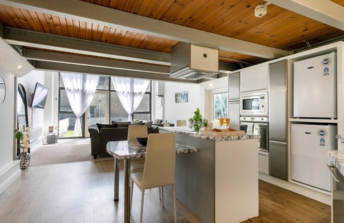 Nottingham City Centre Apartment | City Stay 3 Ensuites SunTerrace Free Parking | Pass the Keys