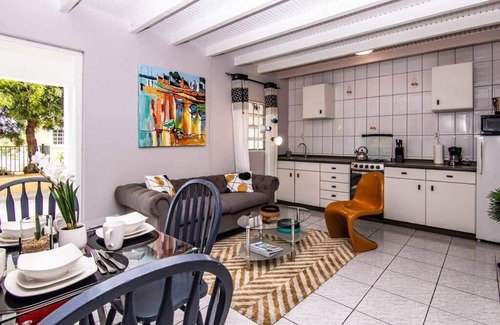 Colon Apartment | Citylife Apartments - Pool/Free Parking/in Willemstad. Apartment B
