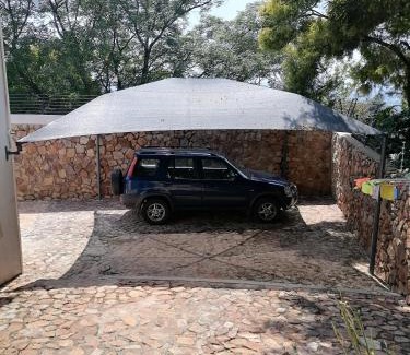 Northcliff Apartment | CityView, a stunning modern apartment