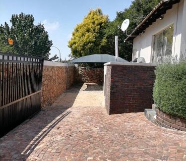 Northcliff Apartment | CityView, a stunning modern apartment