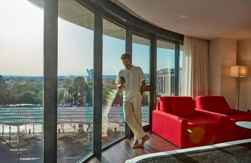 Castello de la Plana Hotel | Civis Luz Castellón 4*S