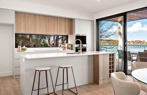 Point Clare House | Clare De Lune Waterfront
