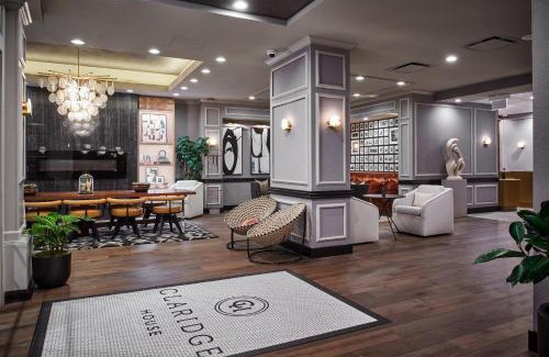 Gold Coast Hotel | Claridge House Chicago, Tapestry Collection by Hilton