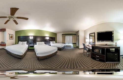 Weatherford Hotel | Clarion Inn & Suites Weatherford South