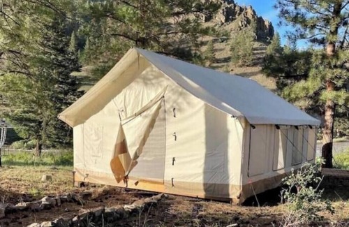 Shoup RV Rental | Clark tent & The Ponderosa Tent
