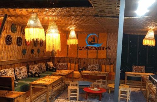 Tamrhakht Cabin | clasicsurfs