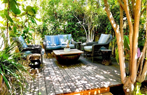 Los Feliz House | Classic 1920’s Los Feliz house with outdoor space