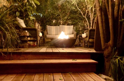 Los Feliz House | Classic 1920’s Los Feliz house with outdoor space