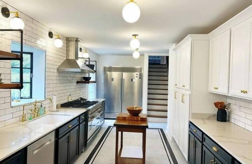 Greenville - Spartanburg House | Classic Estate Home by Furman - Pool, Pond, Theater