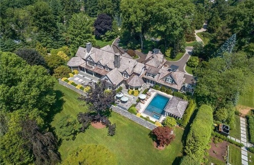 Westport House | Classic New England Masterpiece in the Heart of Westport