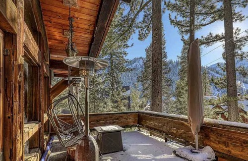 Olympic Valley Cabin | Classic Olympic Valley Cabin