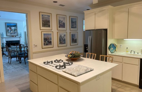 Sea Island House | Classic Sea Island Cottage with Pool and Minutes Walk to the Beach