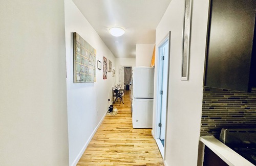 Bowery Apartment | Classic Soho Apartment - Cozy /Perfect Location