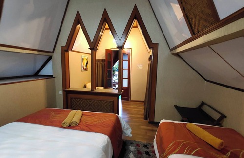 Pulau Perhentian Besar Resort | Classic Triple Room @ Coralview - BS