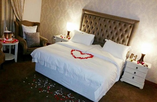Greater Johannesburg Metropolitan Area Hotel | Classique Grace Boutique Hotel