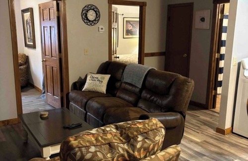 Pine City House | Clean and comfortable bungalow in the heart of Pine City