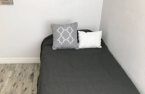 Coronado House | Clean & comfortable: Perfect for work / vacation