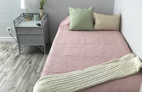 Coronado House | Clean & comfortable: Perfect for work / vacation