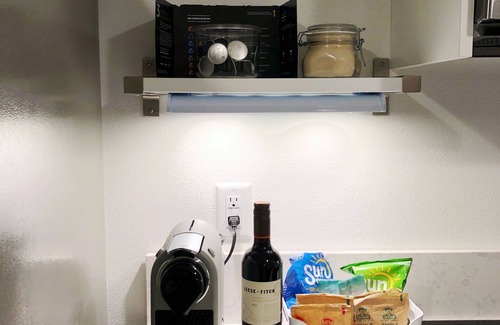 North Tabor Apartment | ❤️ CLEAN ★ NEAR DOWNTOWN | PRIVATE PATIO ★ WALKABLE