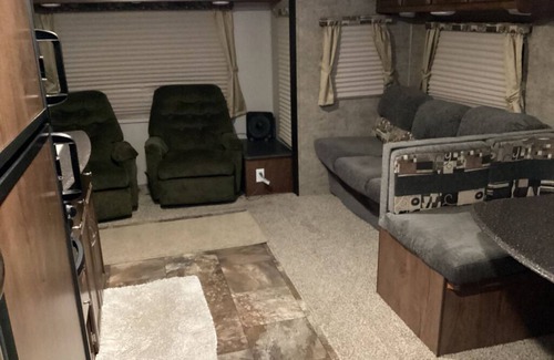 Acadia Parish House | Clean, safe, and cozy RV located between Lafayette and Lake Charles.