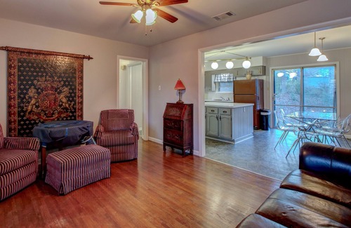 Little Rock House | Clean Safe Comfortable Housing - Convenient Area